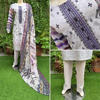 Pakistani Light Gray Printed Straight Shirt 3-PCS Lawn Suit w/ Threadwork ,S - Image 1 of 4
