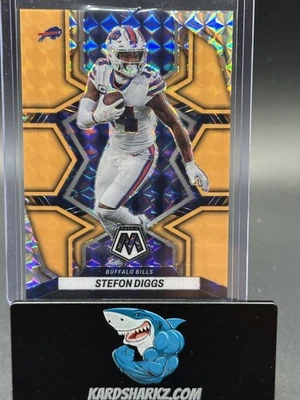 2022 Panini Mosaic Stefon Diggs #21 Orange Fluorescent Mosaic Prizm /25 SSP - Image 1 of 2