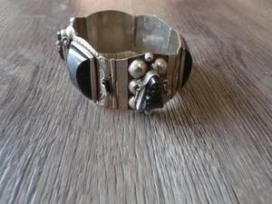 COLLECTIBLE WOMEN'S HECHO EN MEXICO BLACK STONE BRACELET - Picture 1 of 2