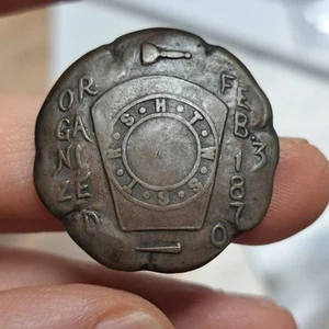 1870 Masonic Chapter Penny, likely from a Royal Arch Mason (R.A.M.) chapter. - Picture 1 of 2
