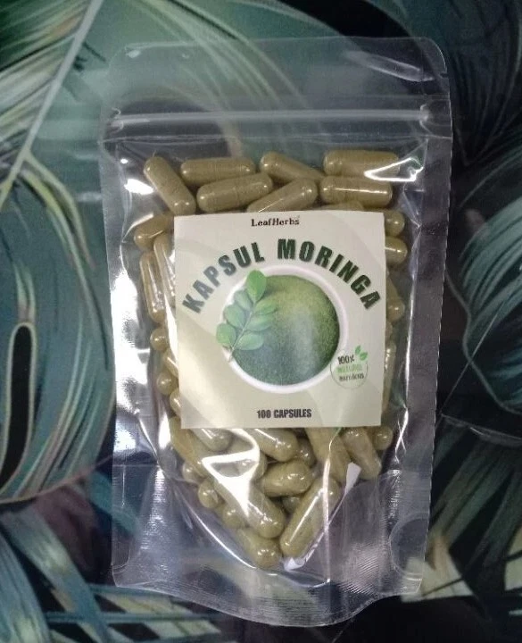 Moringa Oleifera Complete Green Superfood 100 Capsules Easy Pack Ready Stock - Image 1 of 4