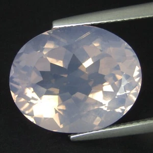 10.75Cts Shimmering Natural Lavender Quartz 16.2x13.2x9mm Oval Shape Gemstone - Picture 1 of 4