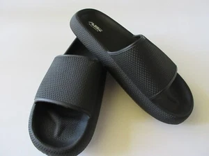 Casual Women's Comfortable PVC Slide Sandal Black Color Variety Of Sizes New - Picture 1 of 4