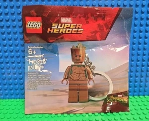 LEGO Teen Groot Minifigura Llavero 5005244 Nuevo Marvel Super Heroes CMF Lote Raro - Imagen 1 de 2