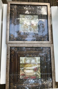 Quadro con cornice arte da parete arredo bagno lavandino e specchio e vasca vecchio stile - Foto 1 di 8