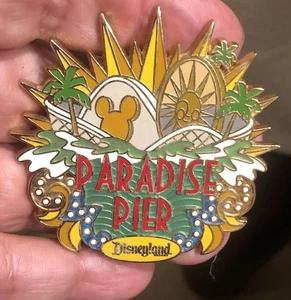 Spilla Cast Disney LE 500 Paradise Pier DLR DCA - Foto 1 di 7
