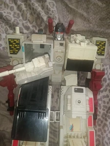Transformers G1 Autobot City METROPLEX Battle Station 1985 - Picture 1 of 7