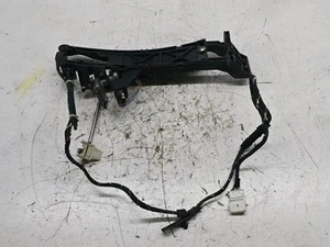 MERCEDES-BENZ CL CLASS W215 RIGHT FRONT DOOR HANDLE CARRIER - Picture 1 of 6