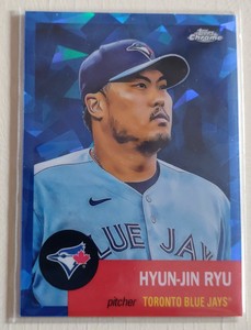 Hyun-Jin Ryu 2022 Topps Chrome Platinum Anniversary Blue Atomic Refractor /100