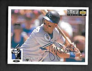 GEORGE BRETT  1994 COLLECTORS CHOICE SILVER SIGNATURE #65  FREE COMBINED S/H