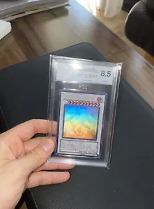 Yugioh Majestätischer Roter Drache ABPF PGS 8.5 NM Ghost Rare Holographic Rare - Bild 1 von 3