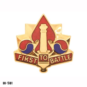 US Army DUI Pin ~ 5th Artillery Group "First To Battle" ~ Vanguard USA ~ NEW - Picture 1 of 1