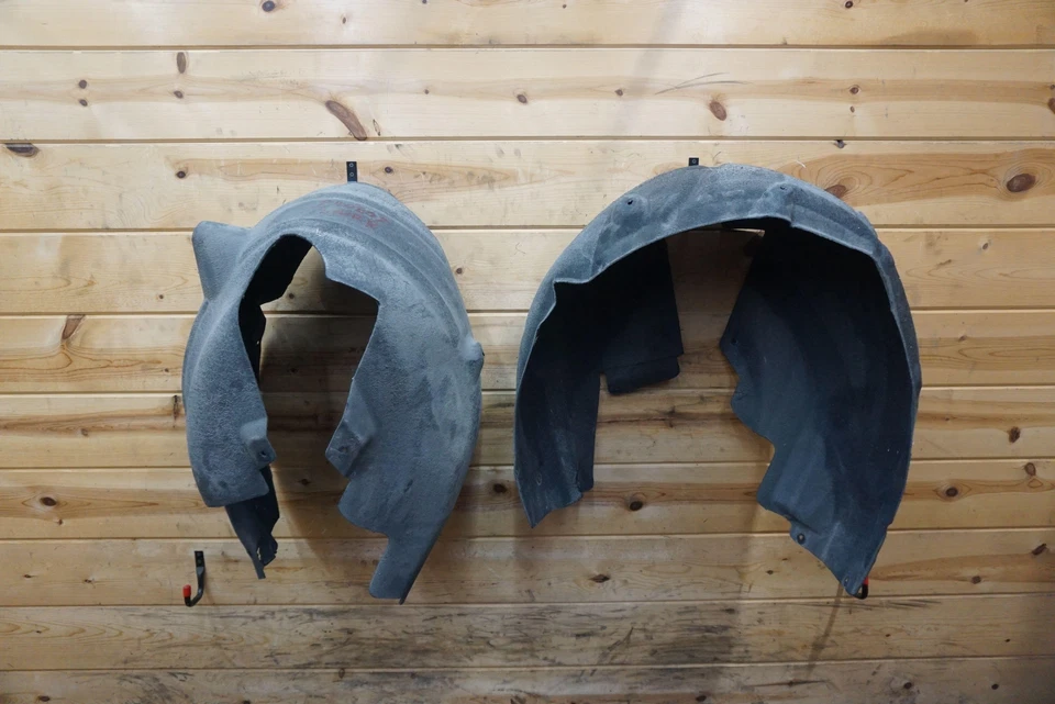 Juego panel salpicaduras guardabarros interior trasero izquierdo derecho 51717185269 bmw 760i 2010-14 Foto 1 de 4