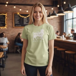 T-shirt grafica The Stray Dog Bar & Grill taglia M logo verde nuova Buffalo Michigan - Foto 1 di 3