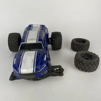 Redcat Racing Volcano 16 1/16 Scale 4WD Brushed RC Monster Truck 2.4GHz - Image 1 of 4