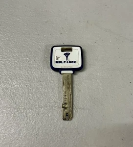Llave MUL-T-LOCK MTL800 solamente - Imagen 1 de 2