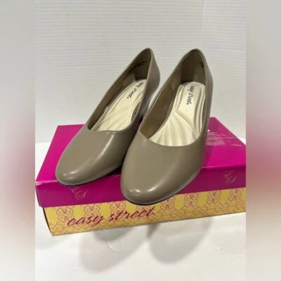NWT Easy Street Ballari Slip-On Stiletto Heels – Taupe. Size 10W - Imagem 1 de 4