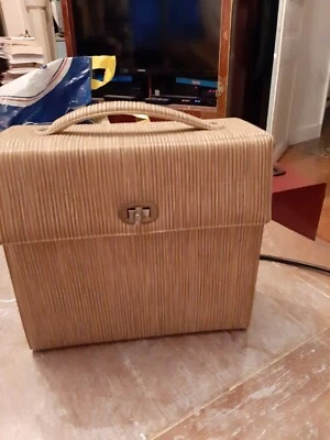 valisette porte vinyle 45 tour la voix de son maitre - Photo 1/4