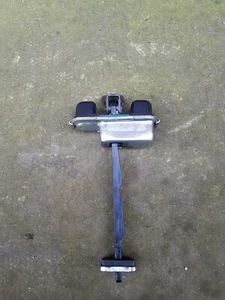 Hyundai i40 1.7crdi Kombi 2013 63 Türöffnungsbegrenzer hinten links - Bild 1 von 4