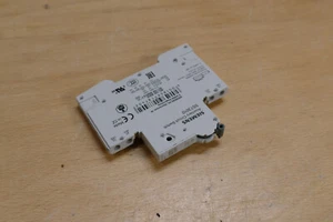 3 STÜCK Siemens 5ST3010 LS Schalter Hilfskontakt 1 Schließer 1 Öffner - Bild 1 von 1