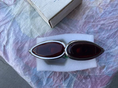 👉✅1938,40 Luces traseras LED Ford LH RH lágrima montaje empotrado personalizado $280,00 Foto 1 de 4