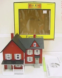 MTH 30-9016 O Red W/Gray Built Up Farm House LN/Box - Picture 1 of 9