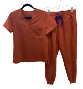 FIGS Women's Scrub Set Top S Jogger Pants S/P Burnt Orange Medical Uniform - Picture 1 of 13
