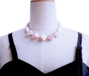 12*7mm Blanco Cojín Coral Cuadrado Rosa Coral Collar 18" Joyería Marca - Imagen 1 de 8