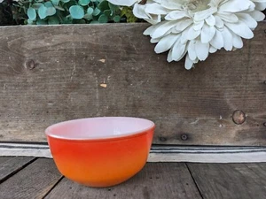 Vintage 1950's MCM FireKing Anchor Hocking Ombre Amberina Small Dip Bowl - Picture 1 of 10