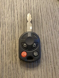 OEM Used 2014 - 2018 Ford Transit Connect Remote Keyless Key Fob OUCD6000022 B1 - Picture 1 of 3