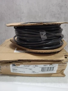 Round Jacketed Flat Cable 3659/15 Conductor Black 28 AWG, 100ft 1 Roll - Picture 1 of 8