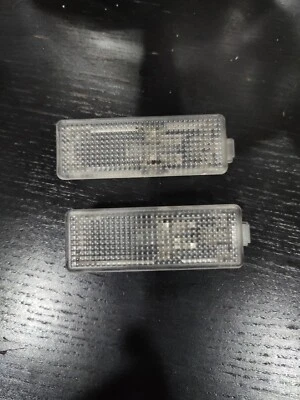 BMW 330i 330xi 325i 325xi 2006 puerta interior luz de cortesía lámpara 6961999 OEM Foto 1 de 3