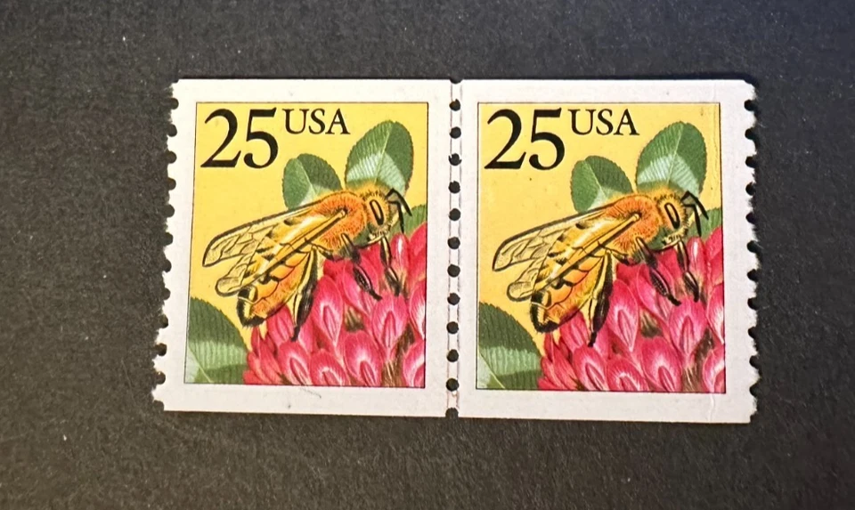 Scott 2281 - Line Pair - Honey Bee MNH - Image 1 of 1