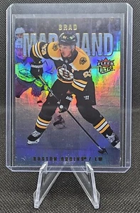 2021-22 Upper Deck Fleer Ultra Rainbow Foil Brad Marchand #21 Boston Bruins - Imagen 1 de 2