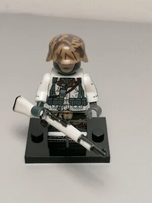 PANDA WW2 German Eastern Soldier minifigure