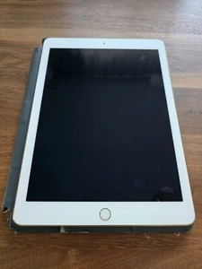 Apple iPad Pro 1 (2016) - 9,7 Zoll - Bild 1 von 4