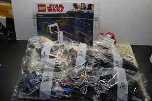LEGO Star Wars Kylo Ren's Tie Fighter (75179) - Bild 1 von 14