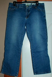 Size 12 Women's Old Navy Stretch Cropped Jeans - Picture 1 of 11