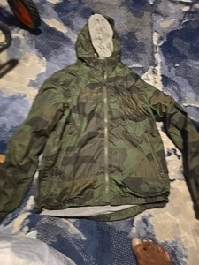 Gap Kids Army Camouflage Übergangsjacke - Größe XL - Bild 1 von 1