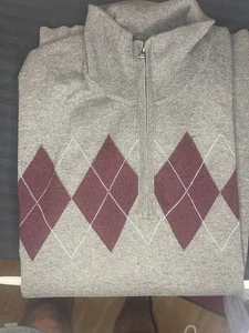 Suéter Banana Republic Para Hombre L 1/4 Cremallera Pullover Algodón Gris Borgoña Argyle - Imagen 1 de 4