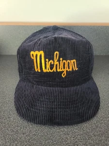 Sombrero ajustable de pana de colección Michigan Wolverines U de M escritura universal Ind. - Imagen 1 de 8