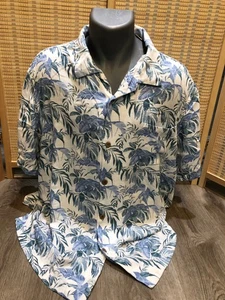 Tommy Bahama Hawaiian Button Up Shirt 100% Viscose White and Blue 2XL XXL (H885) - Picture 1 of 8