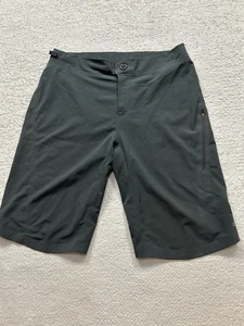 Patagonia Shorts Herren 30 leicht Stretch Reißverschlusstasche Wandern 24721SP20 FGE - Bild 1 von 10