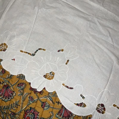 Falda de cama vintage Battenburg de encaje de algodón corte trabajo floral casa de campo Foto 1 de 4