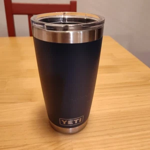 Yeti Rambler Tumbler Reef Blue 20 Thermobecher - Bild 1 von 9