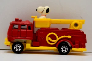 Peanuts Aviva Snoopy Fire Truck Metal Diecast C1 Red Yellow Hong Kong 1966 - Picture 1 of 7