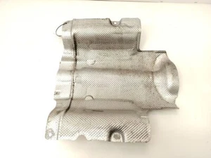 Mercedes-Benz C W204 2011 Escape Escudo Térmico A2046800822 PUM37775 - Imagen 1 de 10