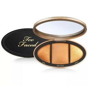 TOO FACED Born This Way Turn Up The Light Highlighting Palette TAN New  - Picture 1 of 2