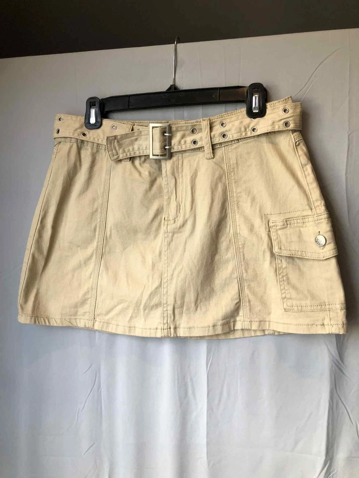 Hot Kiss Y2K Khaki Cargo Mini Skirt Belt with Holes Early 2000 Era sz 9 Vintage - Image 1 of 4