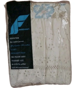 Fundas de almohada Fieldcrest Perfection percal floral ojales encaje crema nuevas de stock estándar - Imagen 1 de 3